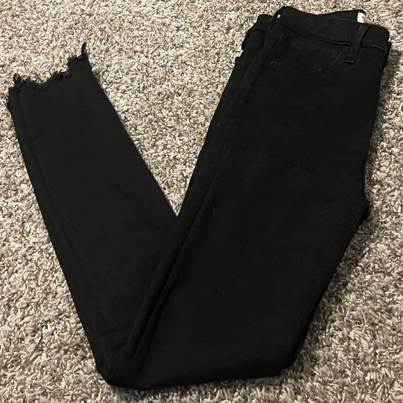 Abercrombie & Fitch Sleek Black Skinny Jeans with Solid Color - Picture 2 of 4